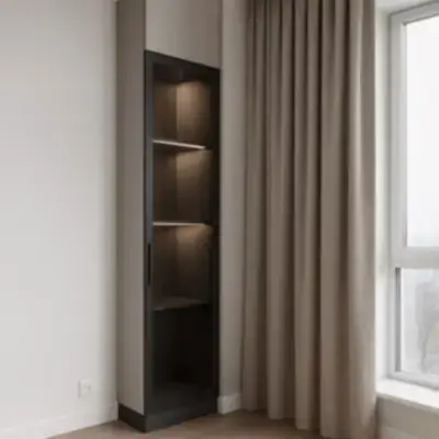 Высокая витрина в гостиную