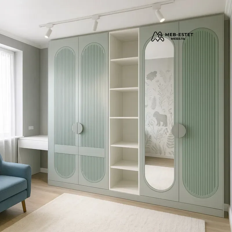 Гардеробный шкаф фрезерованный зелёный