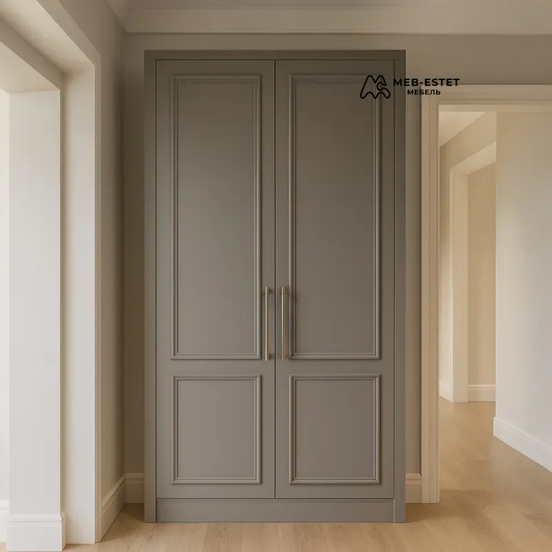 Шкаф с филёнками серый