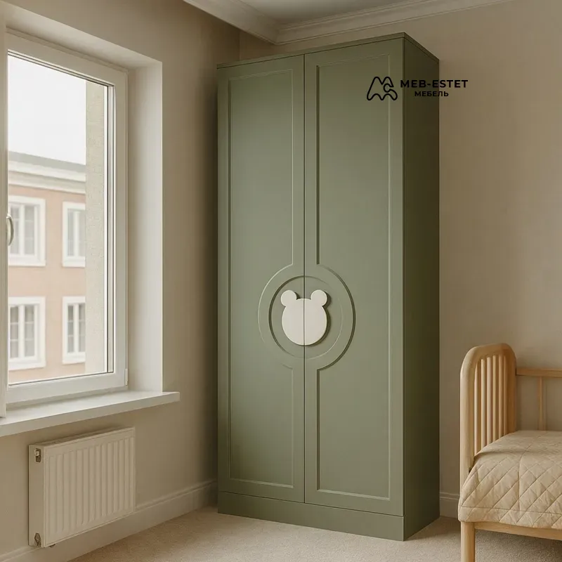 Детский зелёный платяной шкаф