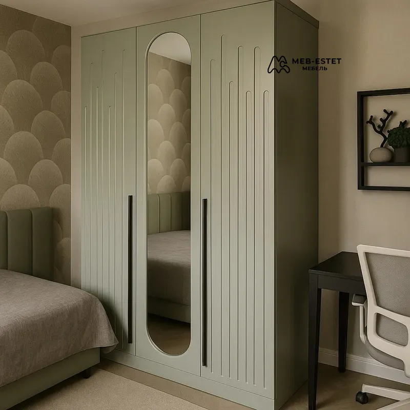 Шкаф с зеркалом в спальню