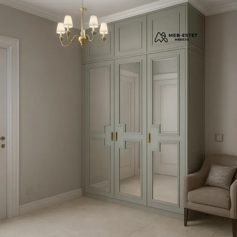 Встроенный шкаф с зеркалами