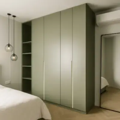 Корпусный шкаф в спальню