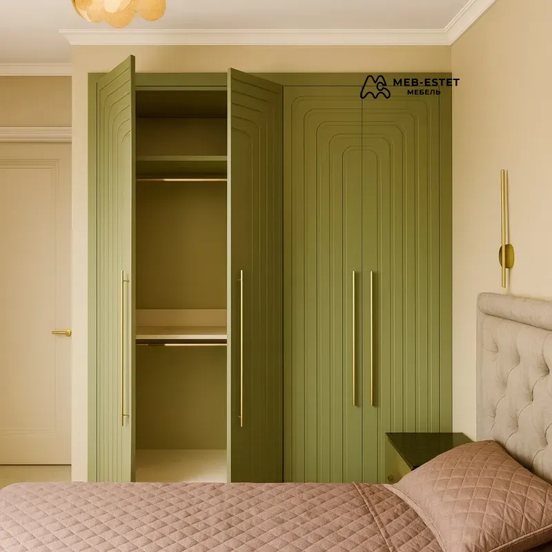 Встроенный шкаф оливковый фрезер