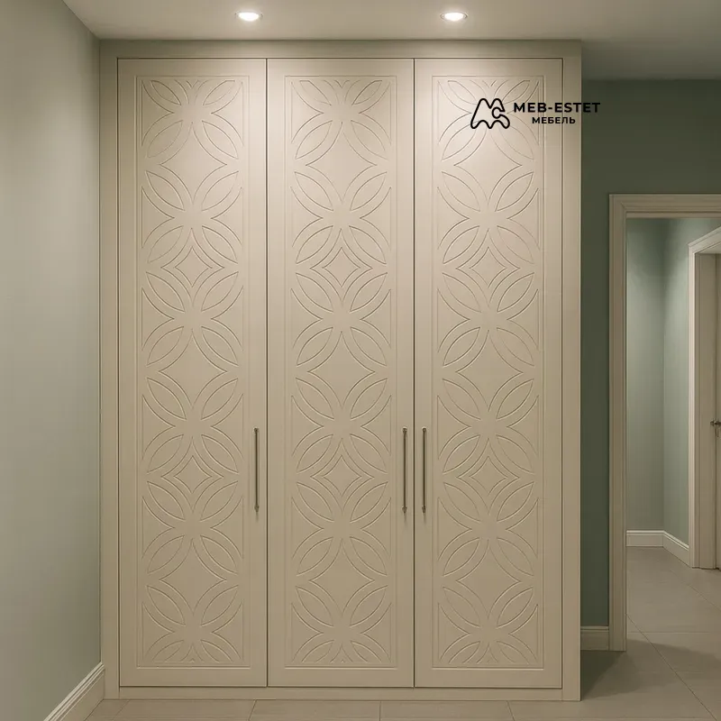 Шкаф фрезерованный кремовый в прихожую