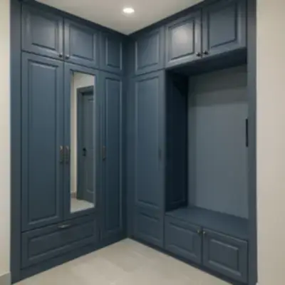 Угловая прихожая в классике