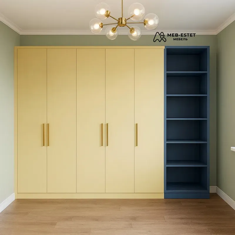 Шкаф жёлтый с синим стеллажом