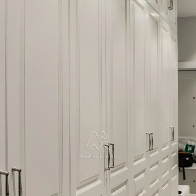 Фасады с классической фрезеровкой