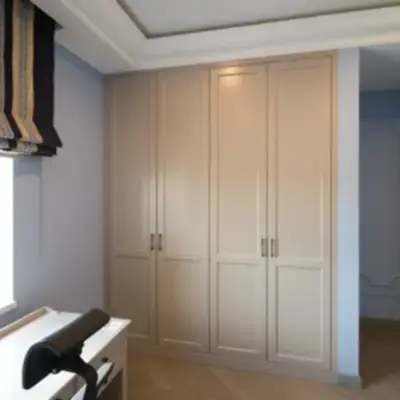 Встроенный шкаф