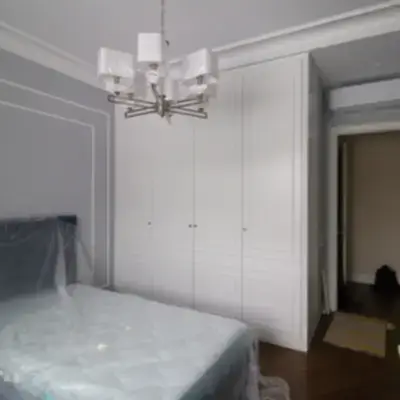 Шкаф в спальню неоклассика