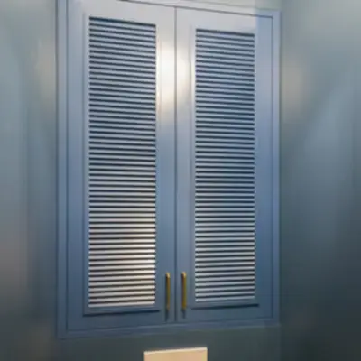 Жалюзийный шкаф в санузел