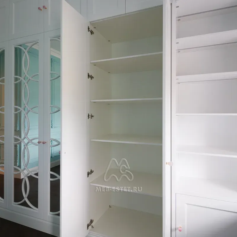 Наполнение шкафа полки Наполнение шкафа полки