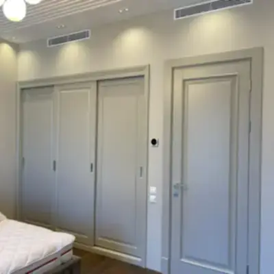 Встроенный шкаф-купе в спальню