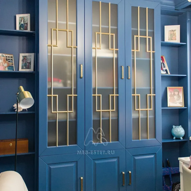 Библиотека на заказ синий цвет