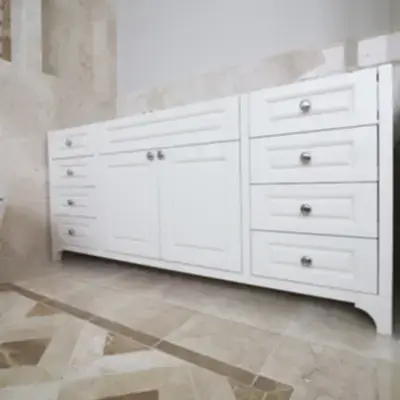 Тумба в ванную белая классическая