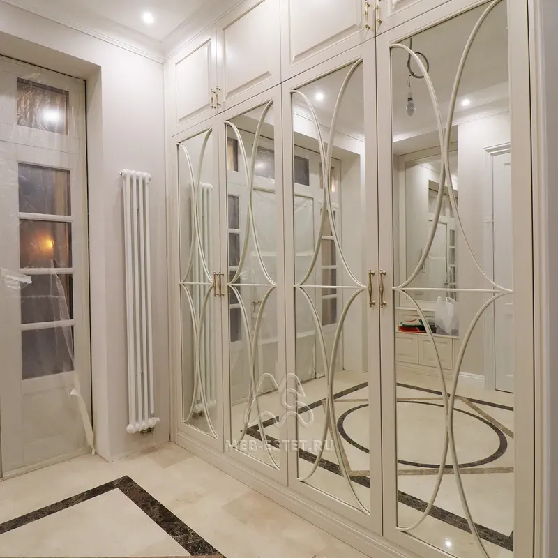 Шкаф с дугами Шкаф с дугами