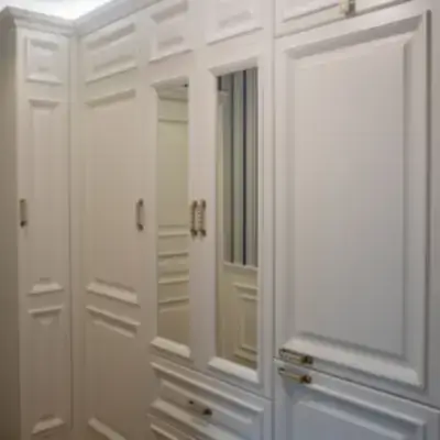 Угловой шкаф с холодильником