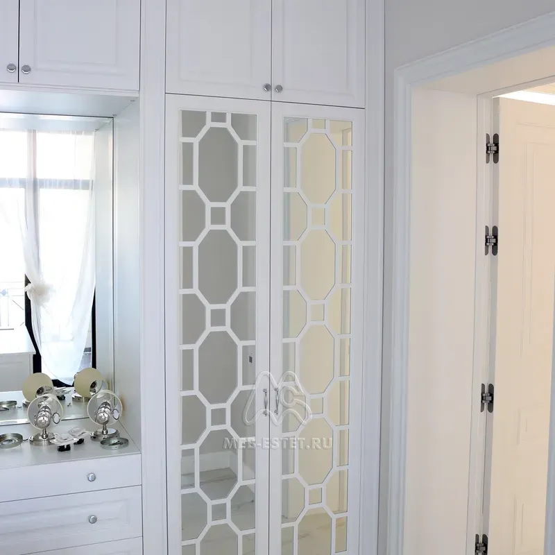 Гардеробная неоклассика