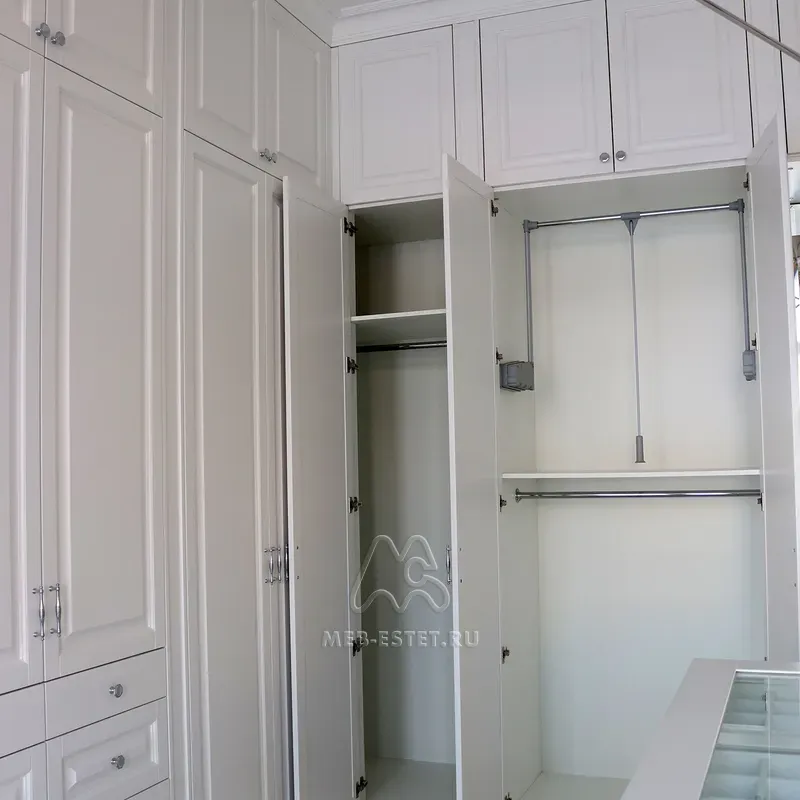 Пантографы и штанги в шкафу