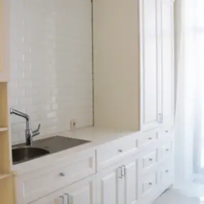 Шкафы в постирочную из МДФ классика