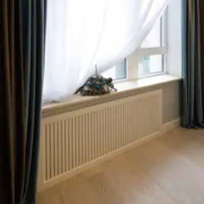 Реечный экран на радиатор отопления