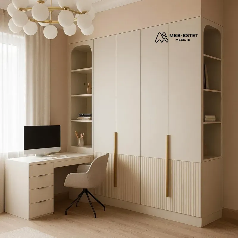 Встроенный шкаф с рабочей зоной