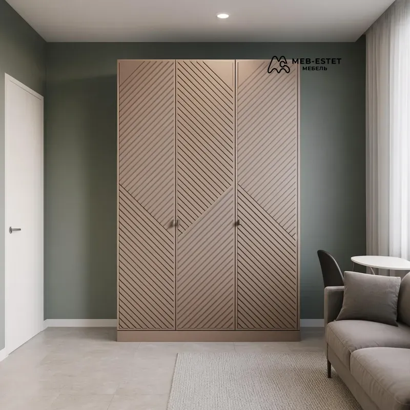 Шкаф с диагональным рисунком Шкаф с диагональным рисунком