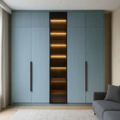 Встроенный шкаф с витриной