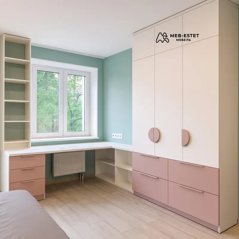 Шкаф рабочая зона розовый