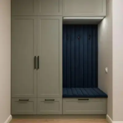 Встроенный шкаф с сиденьем