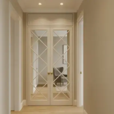 Распашные двери в прихожую