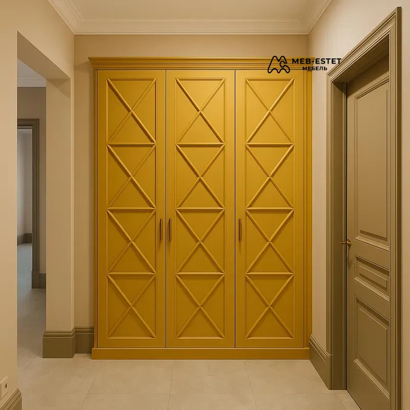 Жёлтый классический шкаф прихожая