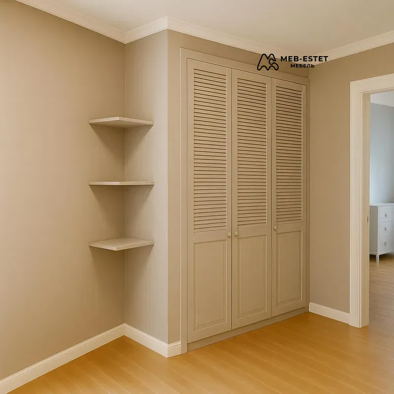 Встроенный шкаф жалюзийные двери