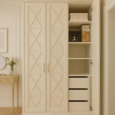 Платяной шкаф в прихожую