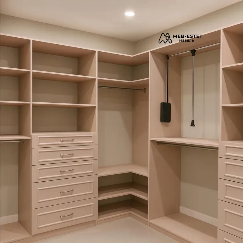 Угловая гардеробная неоклассика