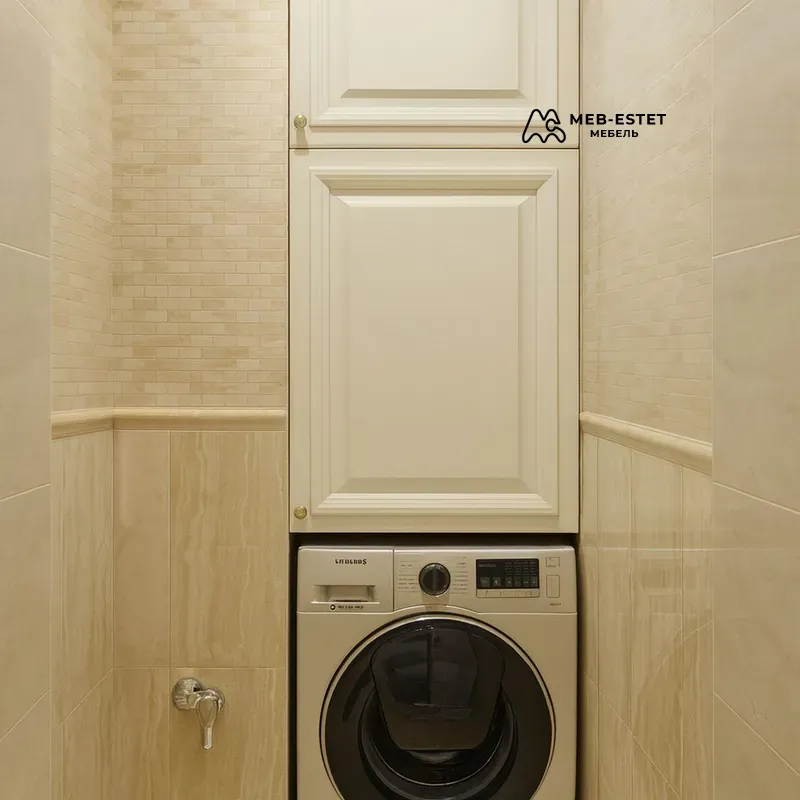 Встроенный шкаф над стиралкой кремовый Встроенный шкаф над стиралкой кремовый