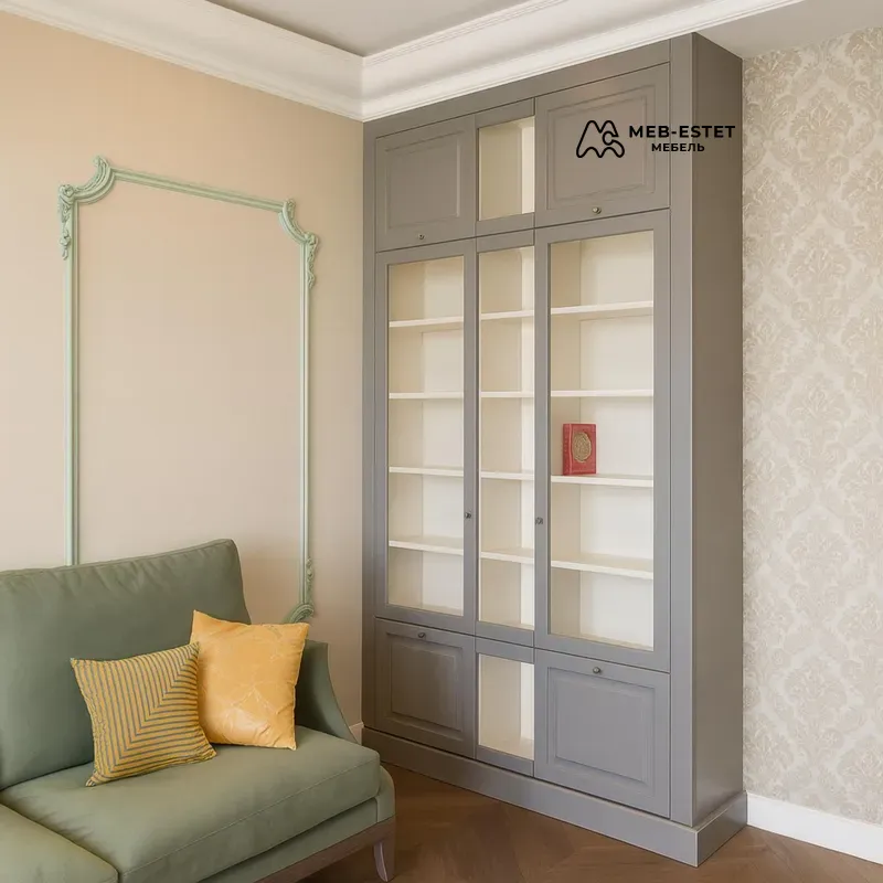 Шкаф витрина классика серый