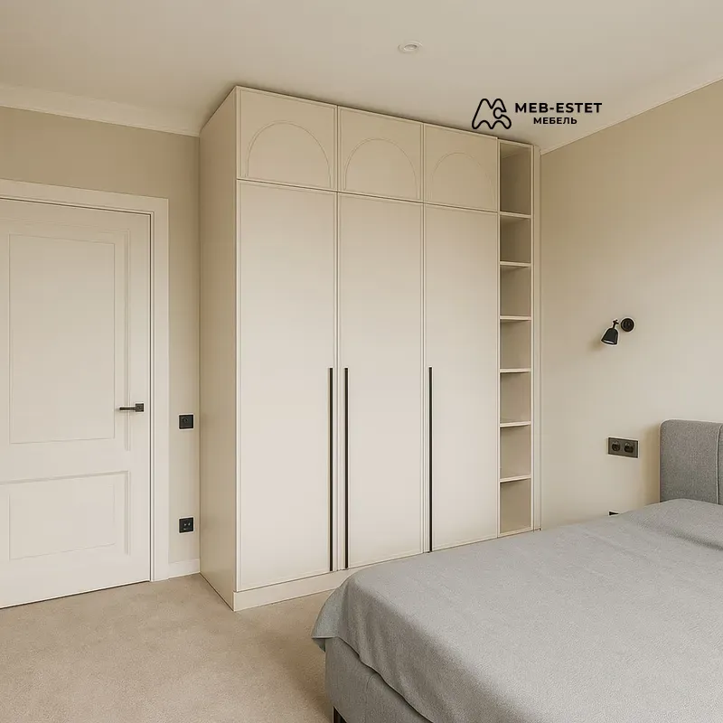 Корпусный шкаф в спальню