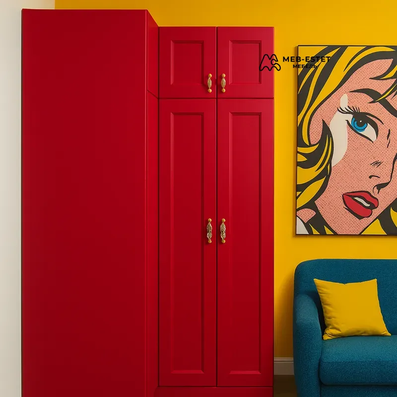 Распашной шкаф с филенками