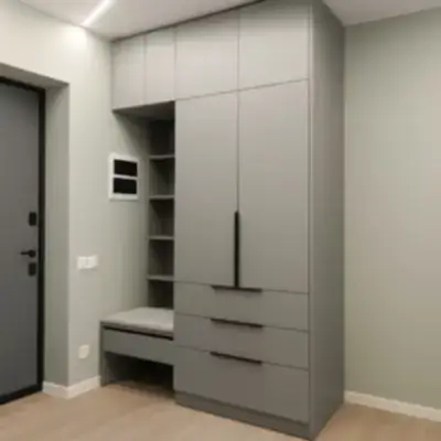 Корпусный шкаф в прихожую