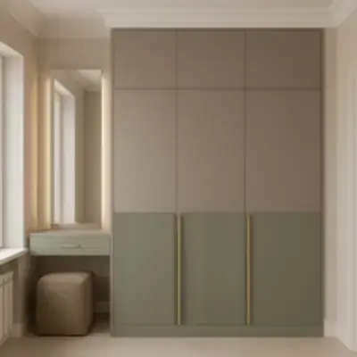 Корпусный шкаф в прихожую