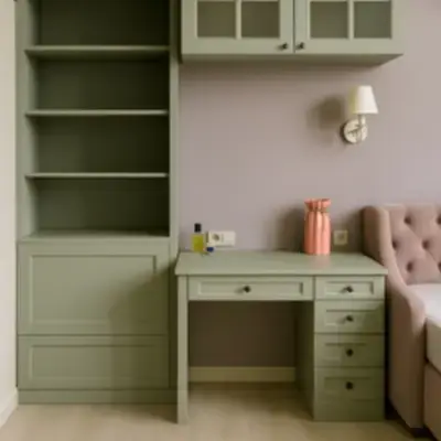 Встроенная рабочая зона со шкафом