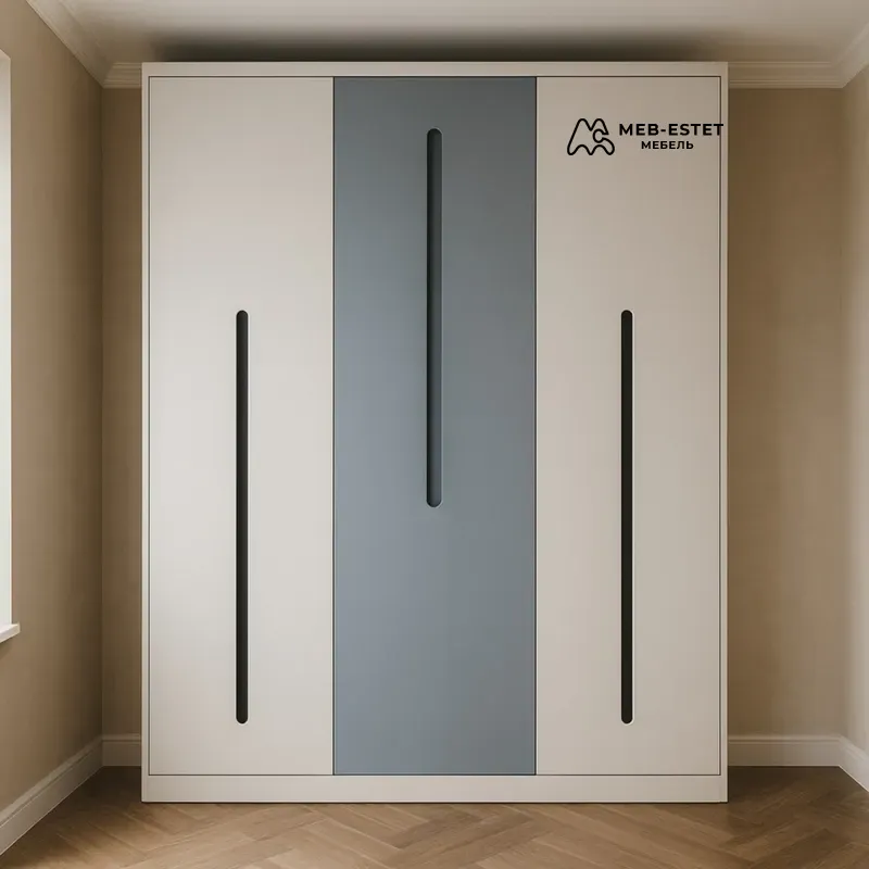 Встроенный шкаф с вертикальной вставкой