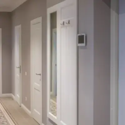 Вешалка с зеркалом в прихожую