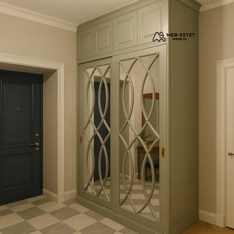 Шкаф купе с зеркальной раскладкой